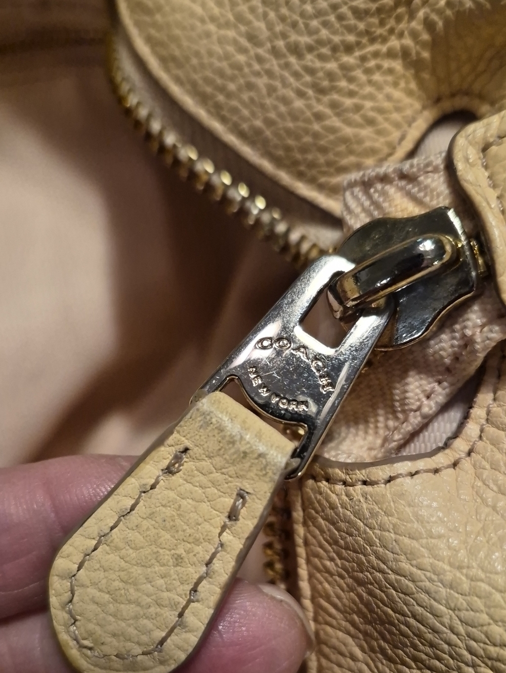 Coach Handbag - Picture 13 of 16